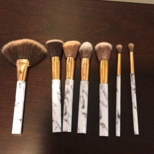 These are makeup brushes. Good with any makeup.